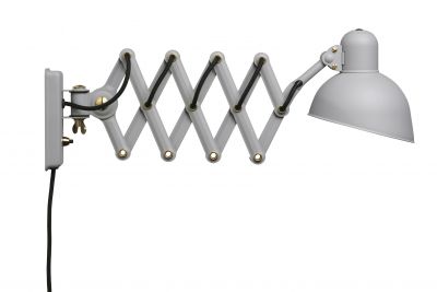 Graue KAISER idell Scherenleuchte von Fritz Hansen, Modell 6718, für Wandmontage.